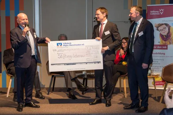 Siegfried Gebhart Stiftung unterstützt „Jobcoaches“ des Berufsbildungswerks Bild: Siegfried Gebhart Stiftung unterstützt „Jobcoaches“ des Berufsbildungswerks