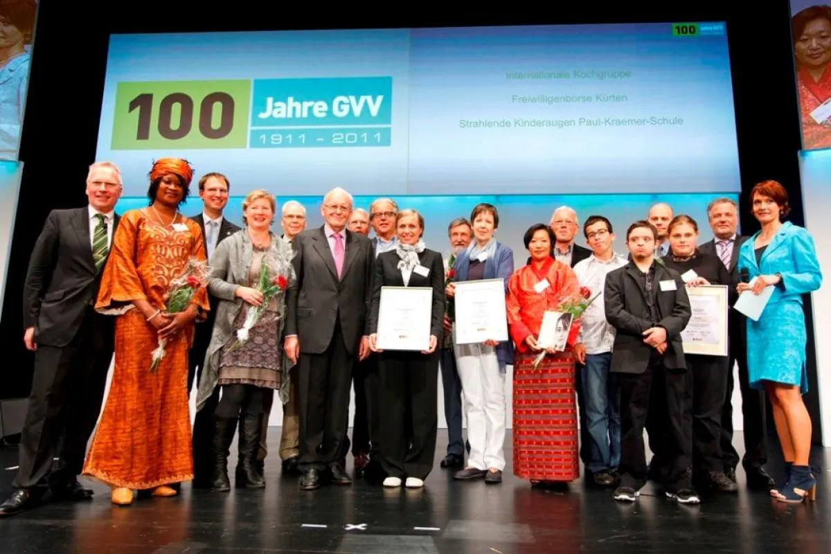 Im Rahmen der Jubiläumsfeierlichkeiten wurde erstmalig der GVV-Ehrenamtspreis verliehen