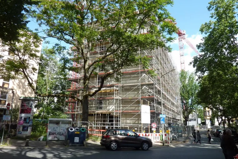 Bild: Rohbaufertigstellung am Rohmerplatz in Frankfurt am Main
