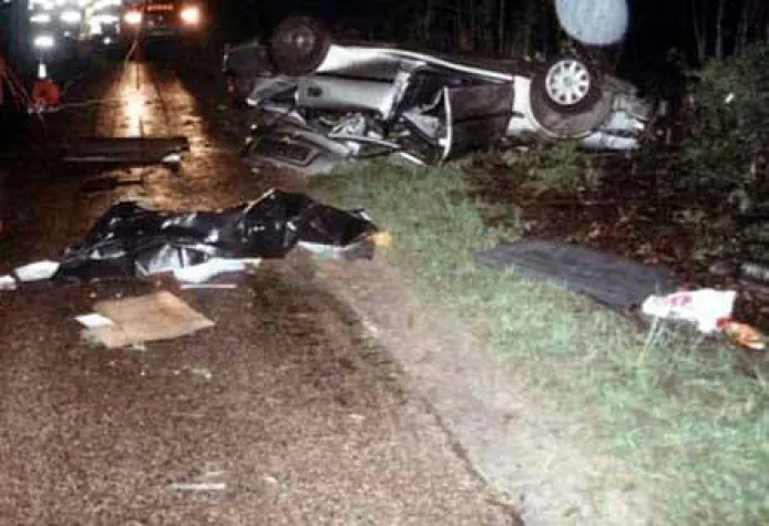 Bild: Tschechien: Fünf Polen \"angeschnallt\" bei Unfall getötet