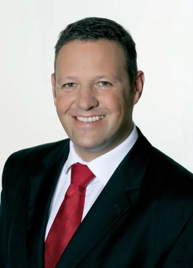 (FOTO: Teleperformance) Klaus Gumpp, Central Europe Regional Director von Teleperformance, wertet die Übernahme von twenty4help als enormen Erfolg und plant, nach diesem Vorbild weitere Qualitäts- und