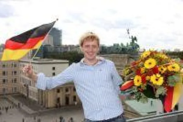Bild: WM-Fieber 2010: Shanghai kommt vor Südafrika