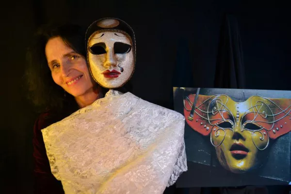 Bild: Beate Sarrazin inszeniert "Amor und Psyche". Premiere im Theater Anderswo