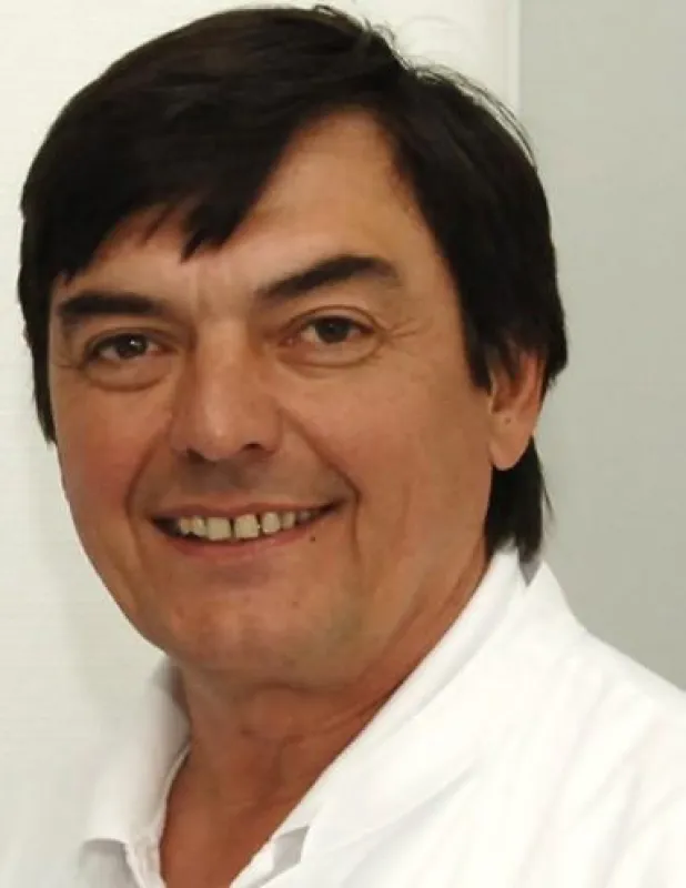 Dr. Herbert Muschweck, Chefarzt der Klinik für Gastroenterologie im Klinikum Nürnberg und langjähriger Chefarzt im Krankenhaus Altdorf.