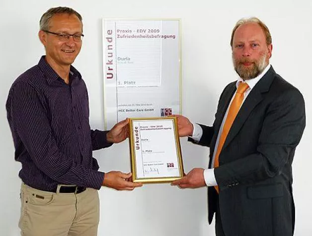 Bild: Erneut Platz 1 bei der bundesweiten Praxis-EDV-Zufriedenheitsbefragung