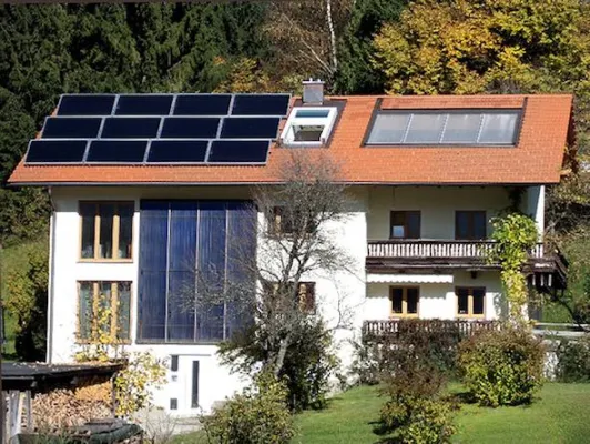 Bild: Energiewende in Inzell - Ein Tank voll Sonnenwärme und Förderzuschüsse