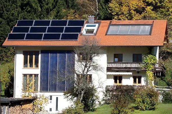 Bild: Energiewende in Inzell - Ein Tank voll Sonnenwärme und Förderzuschüsse