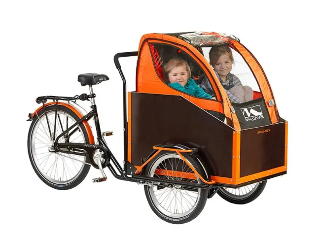 Geht ganz einfach: Lastendreirad JUMBO wird zum Familienmobil Bild: Geht ganz einfach: Lastendreirad JUMBO wird zum Familienmobil