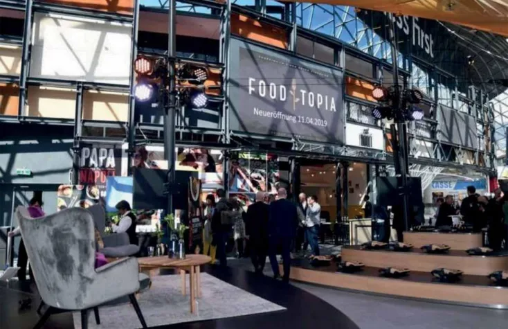 Bild: Neue Eventbühne der Frankfurter MyZeil strahlt mit ELATION Platinum Seven