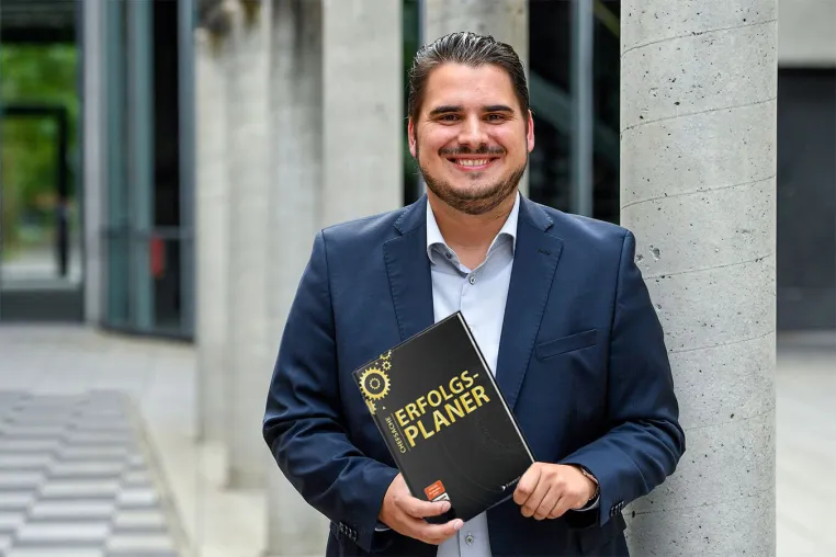 Bild: Bestsellerautor Tobias Epple launcht Planungstool – „ChefsacheErfolgsplaner“