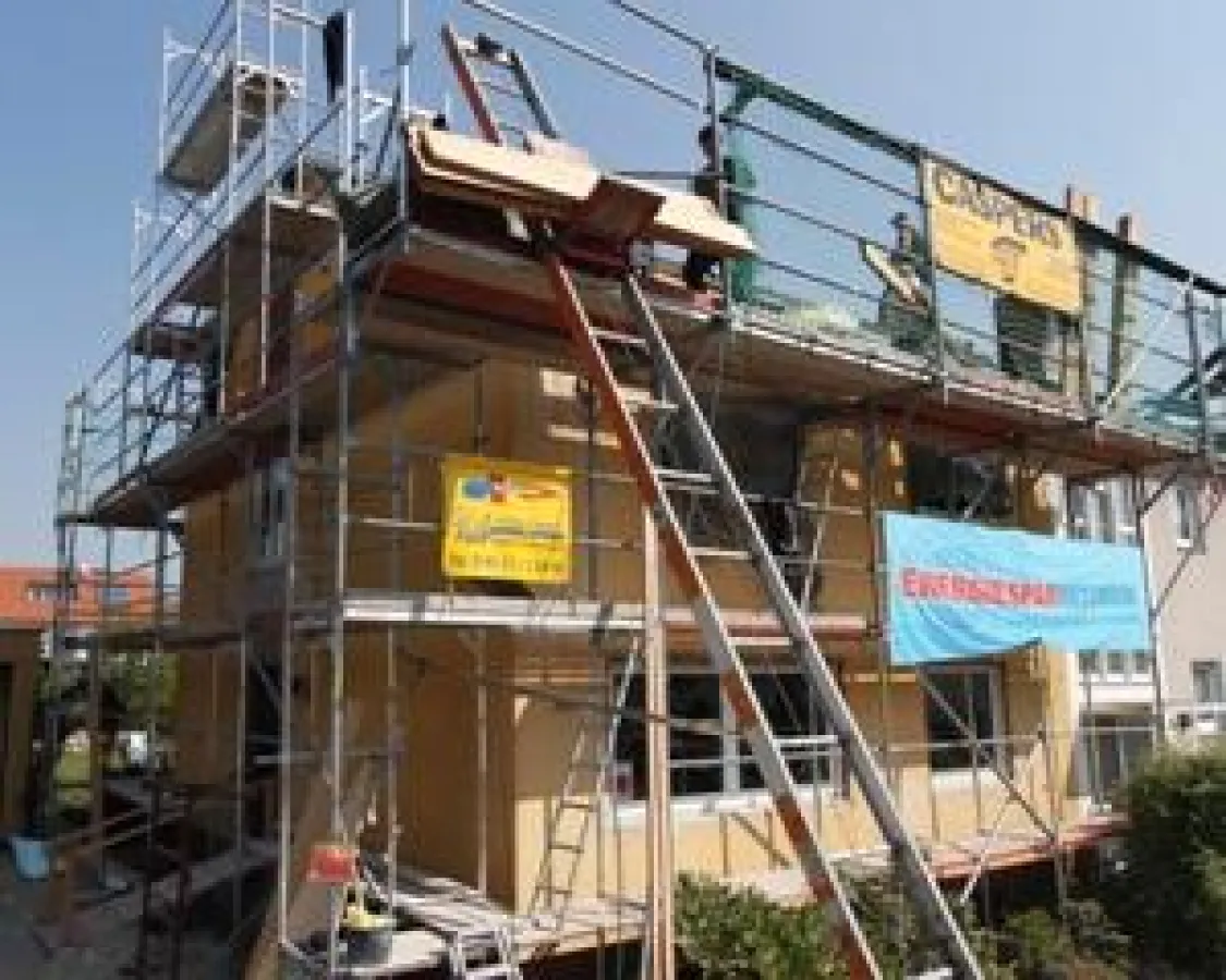 Fachleute des ENERGIESPARNETZWERKs bei der Arbeit