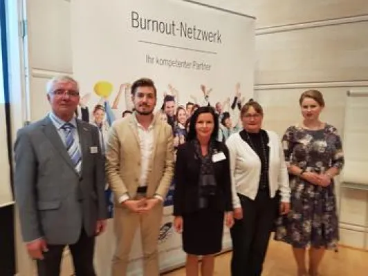 Burnout Gesundheitstage ein voller Erfolg - Internationales Netzwerk tagte und informierte im Sibyllenbad Bild: Burnout Gesundheitstage ein voller Erfolg - Internationales Netzwerk tagte und informierte im Sibyllenbad
