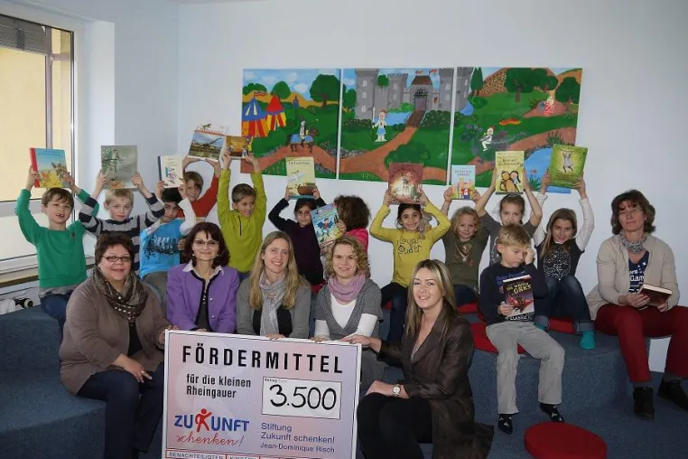 Bild: Fördermittel für Rabanus-Maurus-Schule in Winkel