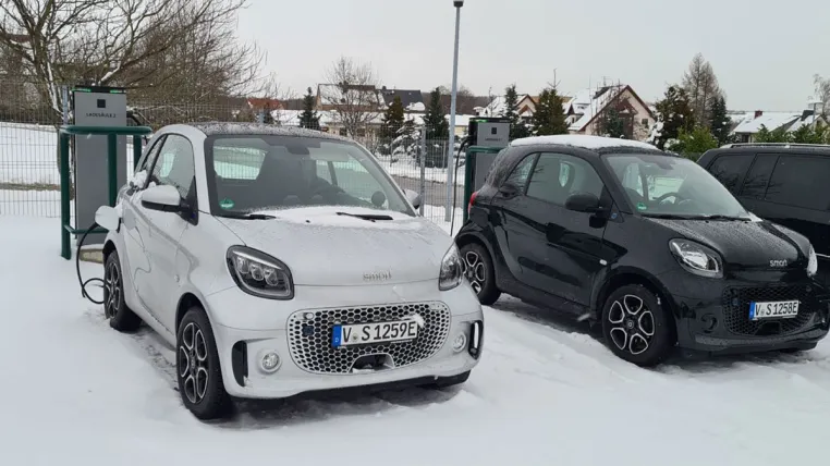 Bild: Seidel Heizung und Bad: Die Sonne betankt die neuen E-Autos
