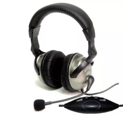 Bild: Force Feedback Headset - Rumble für die Ohren