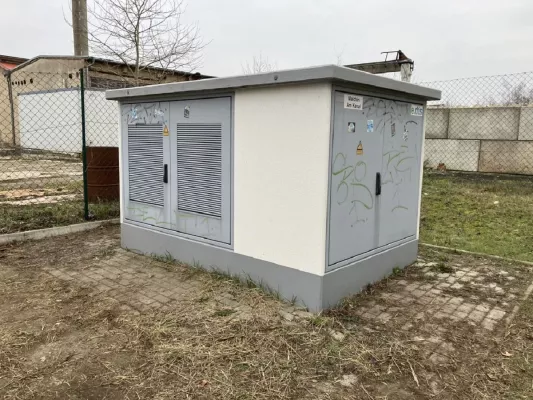 Bild: Digitalisierung der Stromnetze in    Brandenburg: E.DIS rüstet bestehende Strom-Ortsnetzstationen auf 