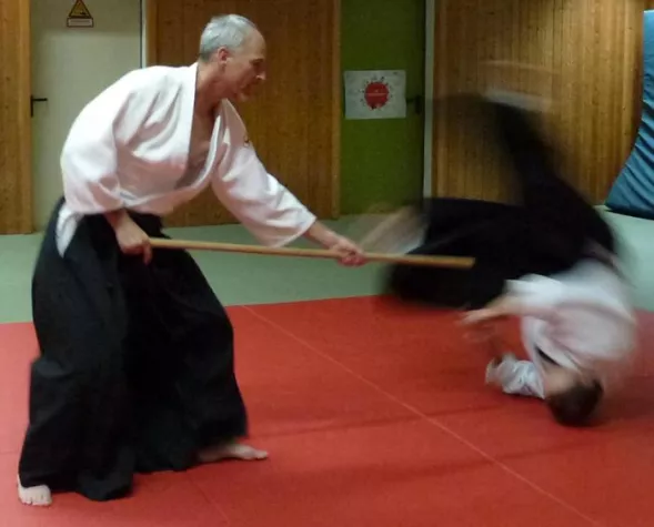 Aikido fördert den gewaltfreien Dialog Bild: Aikido fördert den gewaltfreien Dialog