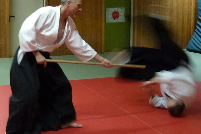 Bild: Aikido fördert den gewaltfreien Dialog