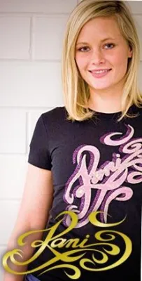 Bild: Kani Ladies mit neuer Kollektion - jetzt im Streetwear-Shop auf burner.de