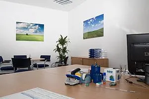Bild: Art 2live4 Gallery stattet Filiale der GMW Personaldienstleistung GmbH mit Bildern aus
