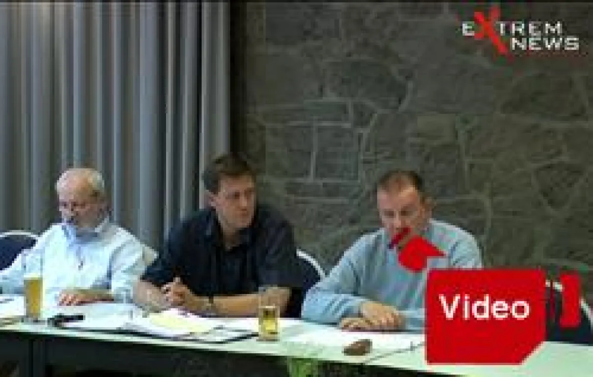 Auszug aus dem Videobericht von der Pressekonferenz. Bild: ExtremNews