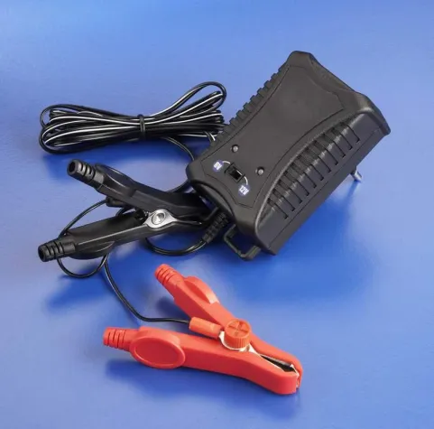 Bild: Ladegeräte für 6 und 12V Blei Akkus