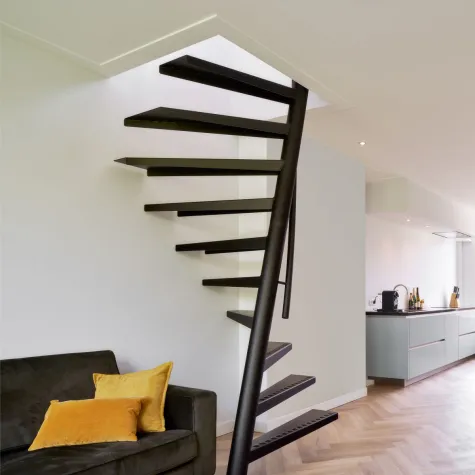 Bild: Die Platz-Gewinn-Treppe 1m² von EeStairs - Wohnräume erweitern