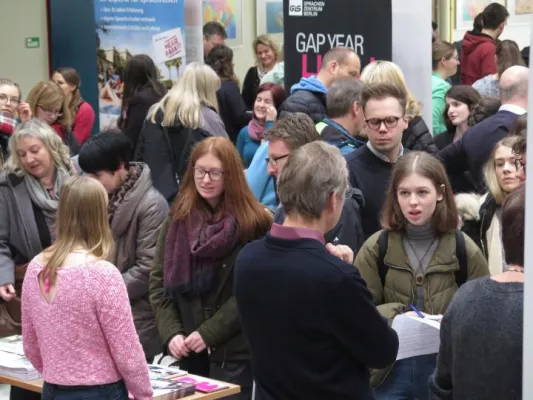 Bild: Frankfurt entdeckt die Welt - Die JugendBildungsmesse informiert zu Auslandsaufenthalten