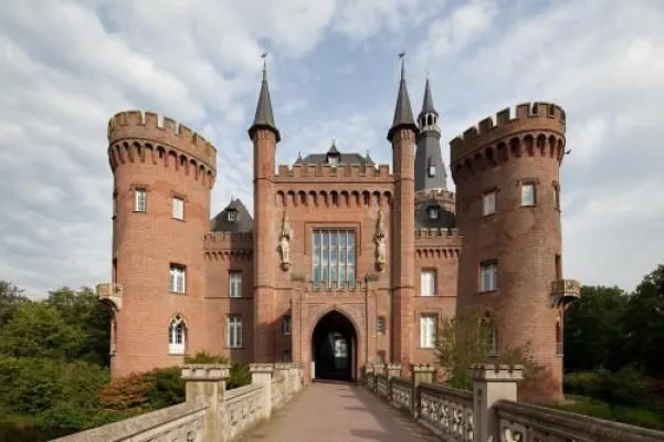 Bild: Finissage der Ausstellung SUPER Visions, 30.6.2013, Museum Schloss Moyland