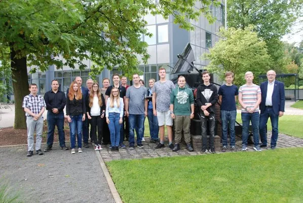 Zehn Auszubildende starten bei Probat Bild: Zehn Auszubildende starten bei Probat