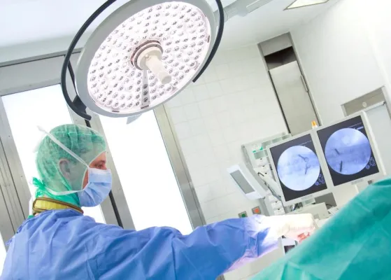 Bild: Mehr Platz für operative Eingriffe - Orthopädische Klinik München-Harlaching eröffnet neuen OP-Saal
