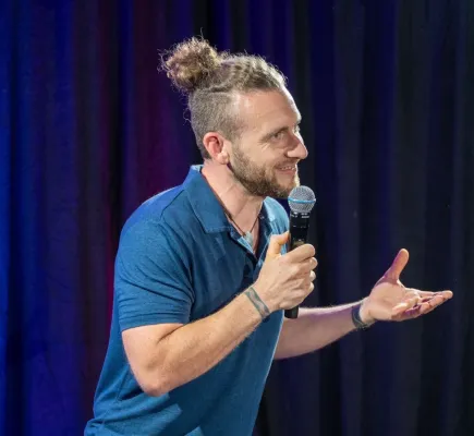 Kulturelle Krise statt Einzeltäter-Drama: Zeit für ein neues Systemverständnis Bild: Kulturelle Krise statt Einzeltäter-Drama: Zeit für ein neues Systemverständnis