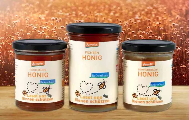 Eine Frage der Haltung: Bienen schützen! Honig in Demeter-Qualität im Reformhaus® Bild: Eine Frage der Haltung: Bienen schützen! Honig in Demeter-Qualität im Reformhaus®