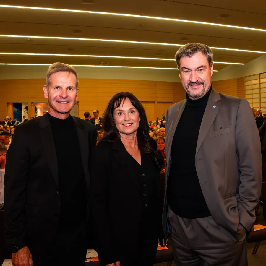 Veranstalterin Sabine Michel mit Dr. Werner Conrad und Dr. Markus Söder (© smic! Events & Marketing)