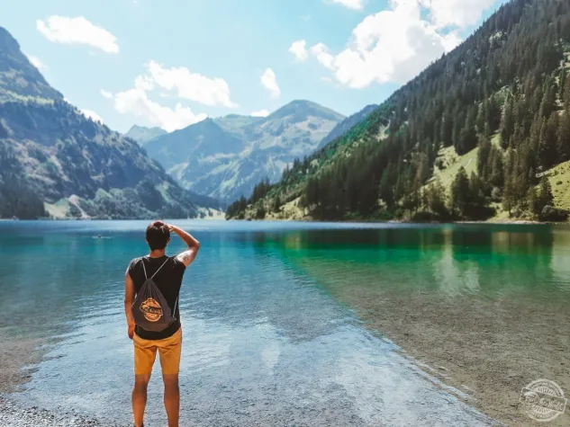 Reiseveranstalter sattelt wegen Corona um: Von Südostasien ins Allgäu Bild: Reiseveranstalter sattelt wegen Corona um: Von Südostasien ins Allgäu