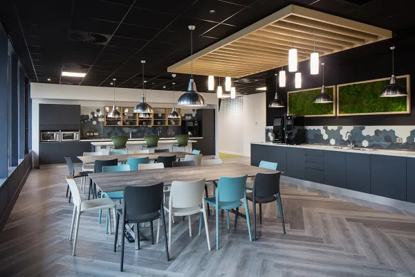 Warum günstige Stühle oft die teuersten sind Bild: Warum günstige Stühle oft die teuersten sind