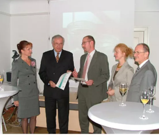 Orga Lab erfolgreich nach OHRIS - Occupational Health- and Risk Managementsystem – zertifiziert Bild: Orga Lab erfolgreich nach OHRIS - Occupational Health- and Risk Managementsystem – zertifiziert