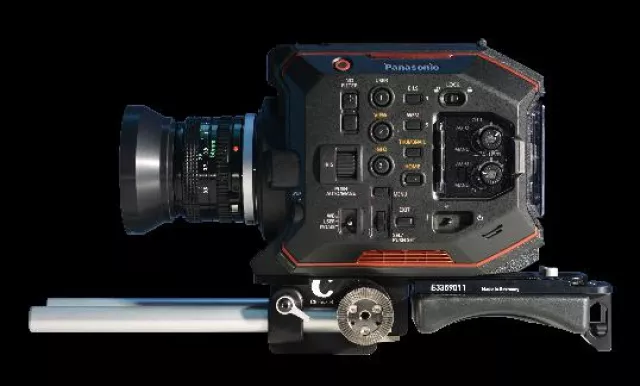 Bild: Chrosziel LWS 401-EVA1: Leichtstütze für Panasonic AU-EVA1 Kamera