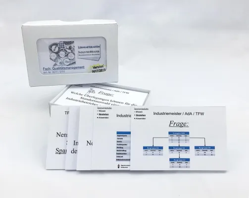 Bild: Für den Industriemeister Elektrotechnik lernen – mit Lernkarten geht’s leichter