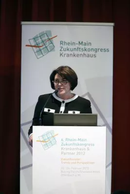 Bild: Hochaktuelle Diskussionsrunde mit Silvia Dobrindt auf Rhein-Main Zukunftskongress 2012