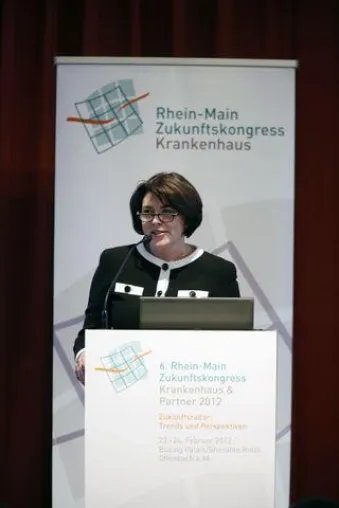 Bild: Hochaktuelle Diskussionsrunde mit Silvia Dobrindt auf Rhein-Main Zukunftskongress 2012