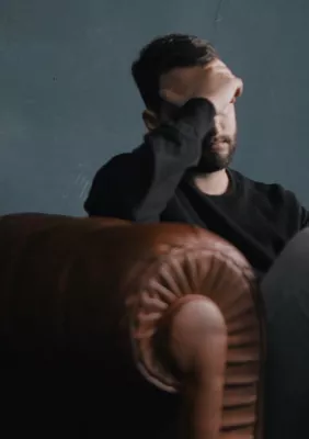 Bild: Studie zu Introvision als nicht-medikamentöse Behandlung von Kopfschmerzen und Migräne