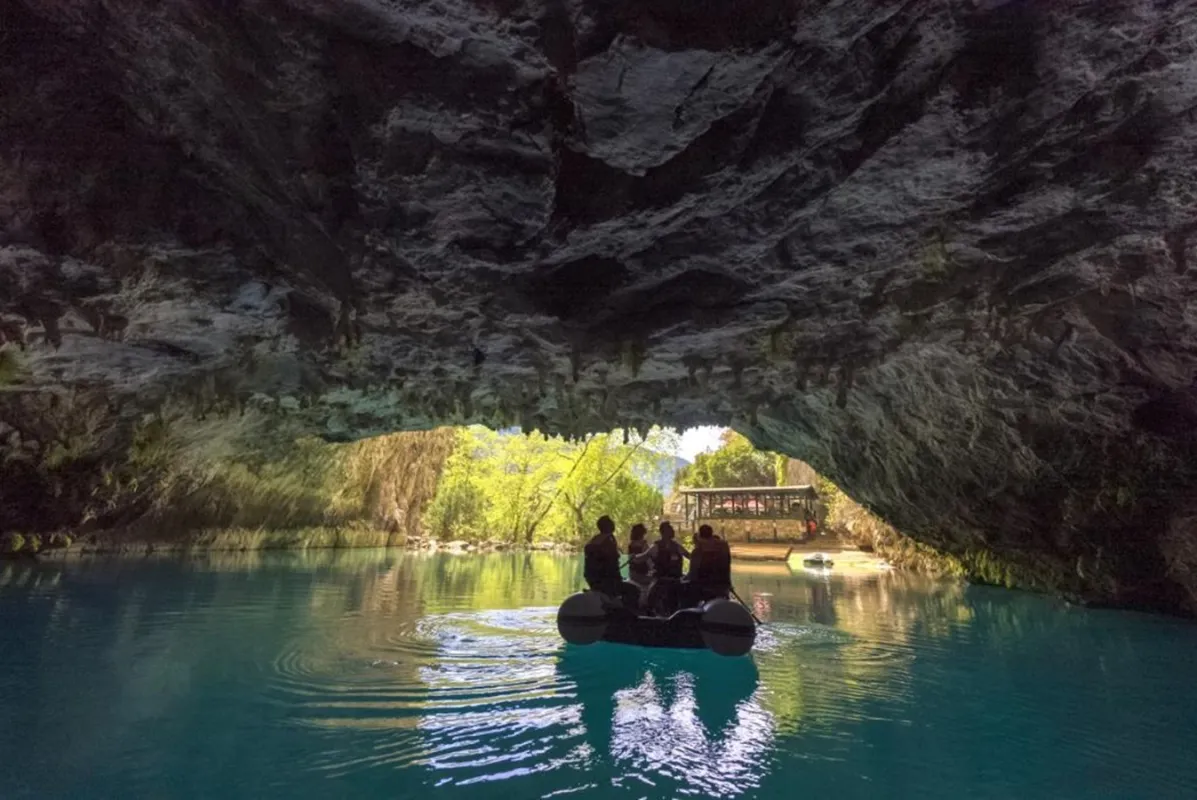 Antalya Altinbesik Cave (© GoTurkiye)
