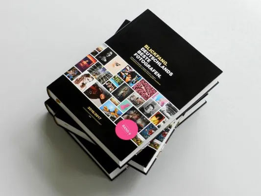 225 Fotografen auf 672 Seiten in einem 4,5 kg Bildband Bild: 225 Fotografen auf 672 Seiten in einem 4,5 kg Bildband