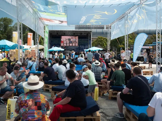 Bild: 5. E-Mobility Festival in Wien: Rock den Ring 2022 war ein voller Erfolg: 15.000 € Spendengelder gesammelt
