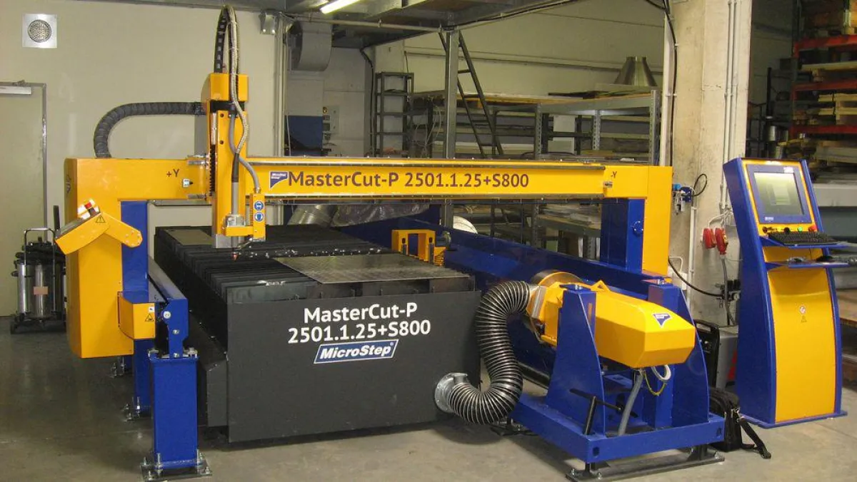 Die MicroStep-Anlage der MasterCut-Baureihe hat einen Arbeitsbereich von 2.500 mal 1.250 mm.