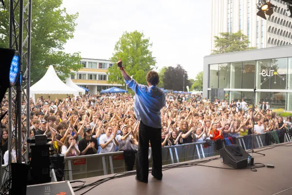 Bild: Campusfestival der h_da am Donnerstag, 18.06. – Mit Live-Acts Aaron, We like Birds, Valentino Vivace und panicbaby