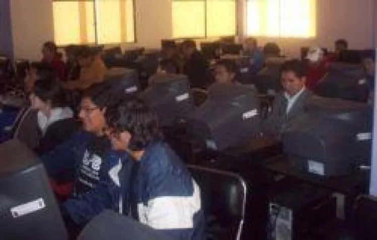 Bild: Bolivianische IT-Experten mit JAVA-Know How auf dem Vormarsch