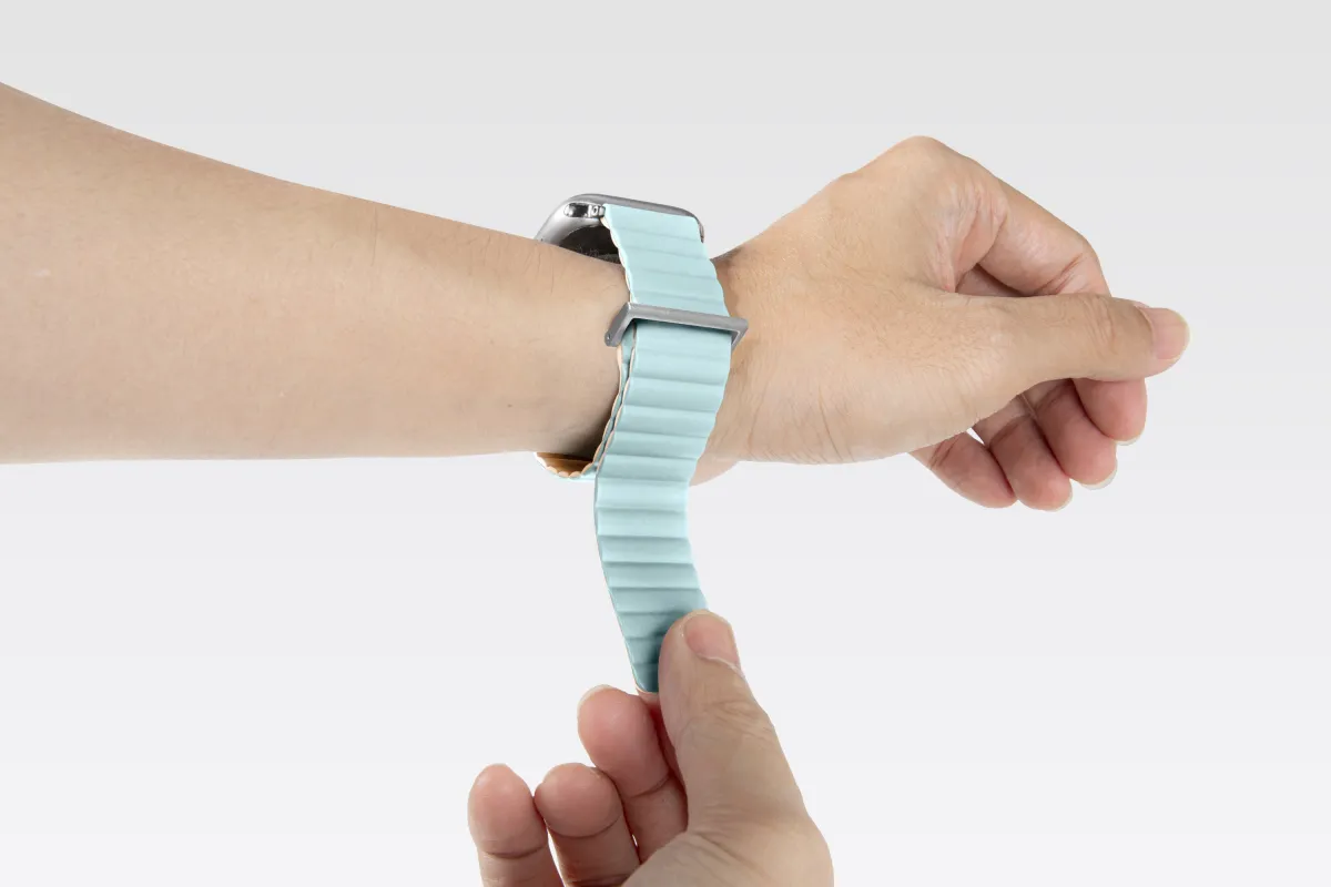 Wechselarmbänder Novi Sport FlexColor (© LAUT)