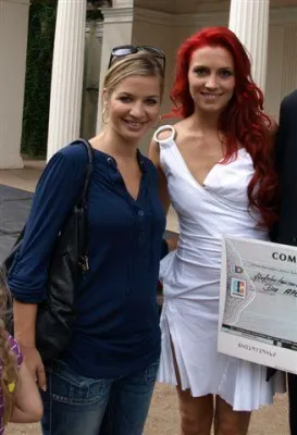 Bild: Kerstin Merlin und Susan Sideropoulos - Einsatz für benachteiligte Kinder